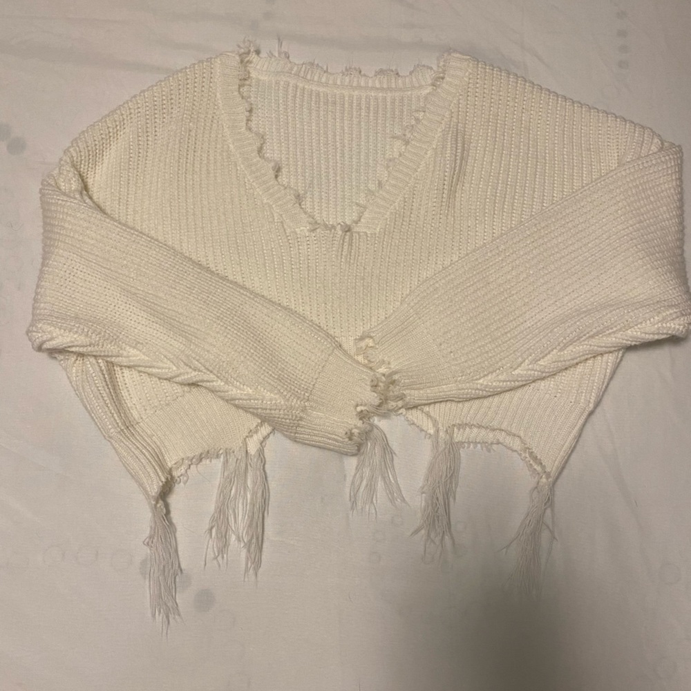 Slouchy oversized cropped sweater, off-white, size small